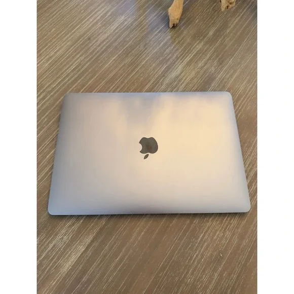 Apple MacBook Air 13