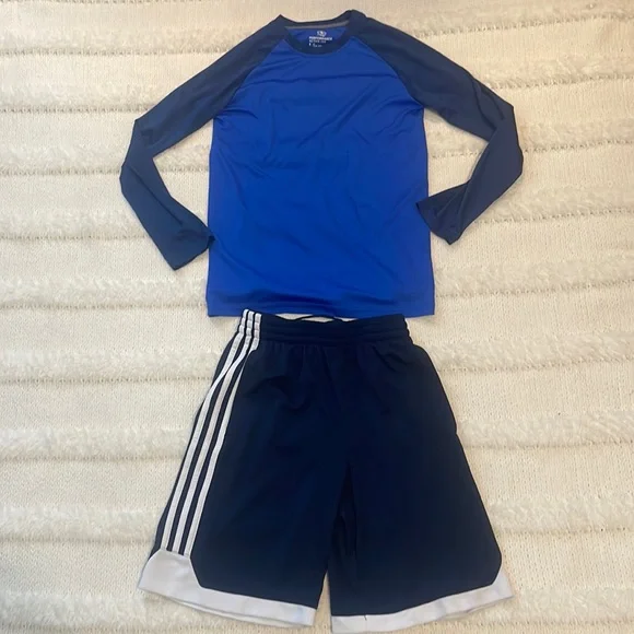 Adidas shorts pockets drawstring navy white stripes athletic top boys size 10 12