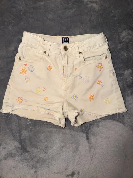 GAP Denim Shorts with Colorful Flower Embroidery