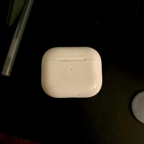 Apple Airpods 3 Case ( NO MAGSAFE)