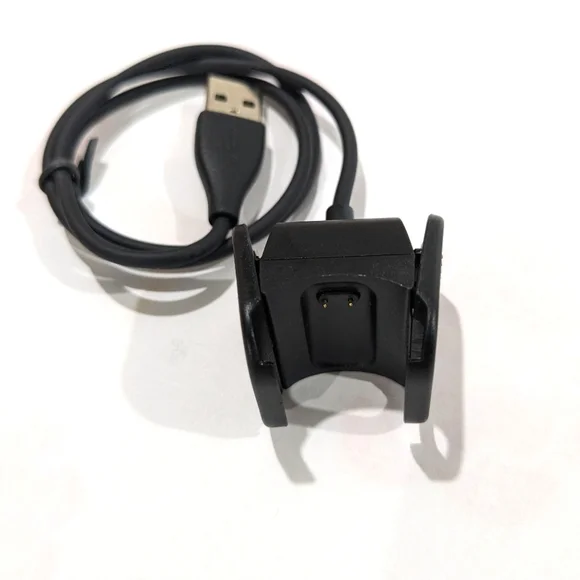 Charger for Fitbit Charge 4 Smartwach in Black - USB 2.0 Cable 20 7/8in