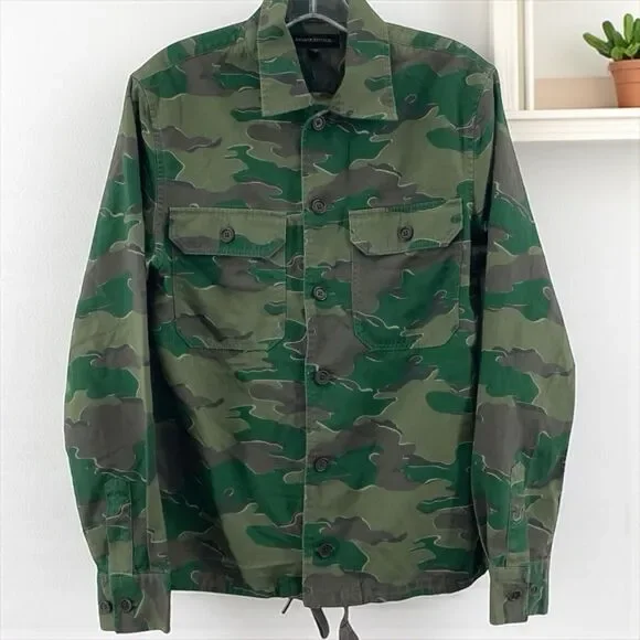 Banana Republic Shirt Men Medium Olive Woodland Camo Surplus Military Hunting