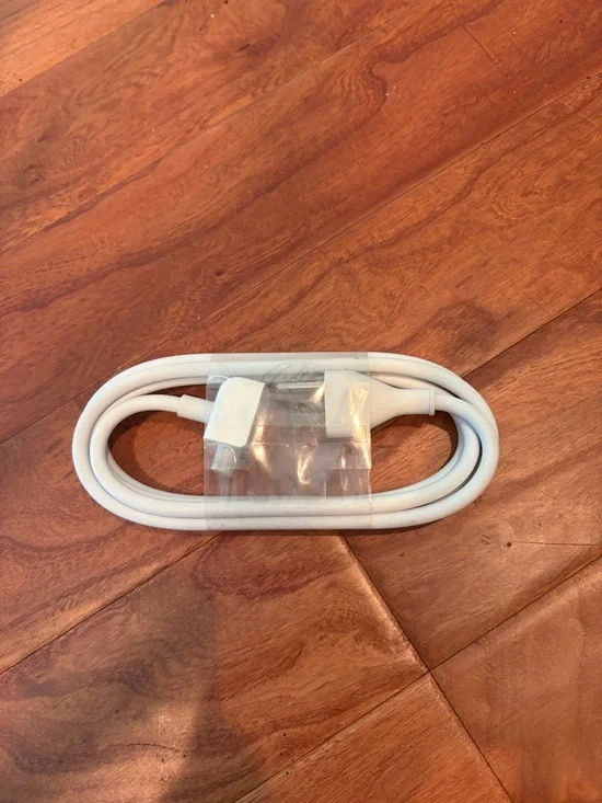 Volex/Apple APC7H Apple Macbook Power Supply Charger Cord Cable 6 Feet