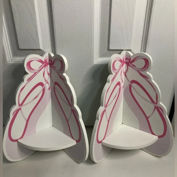 Ballerina ballet shoes two corner shelves perfect for girls room dancers‎