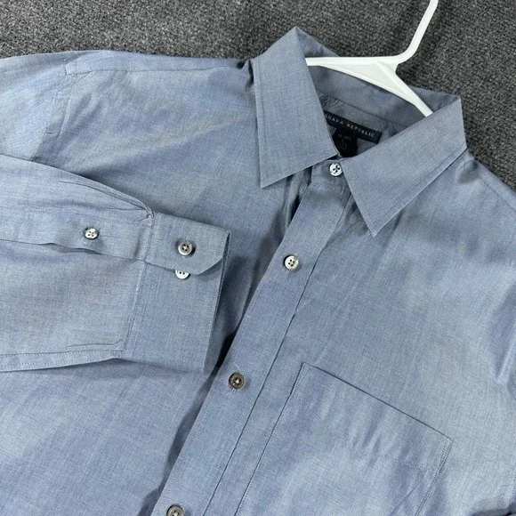 Banana Republic Button Down Mens L Large Blue Long Sleeve Cotton Dress Shirt