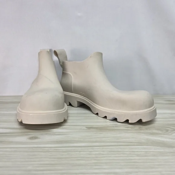 Free People Cream Rain & Snow Boots Size 40 - 9