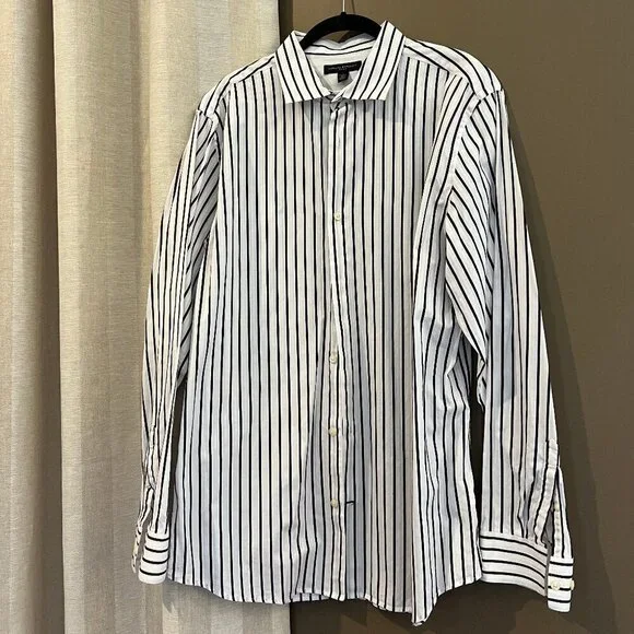 Men's Banana Republic Deep Purple/Plum striped Long Sleeve Button Down, Size XL