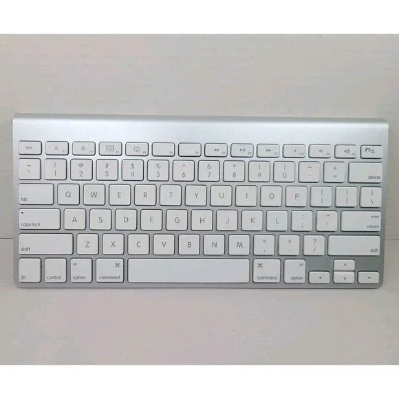 Apple Battery Powered Wireless Keyboard Model A1314 Tested