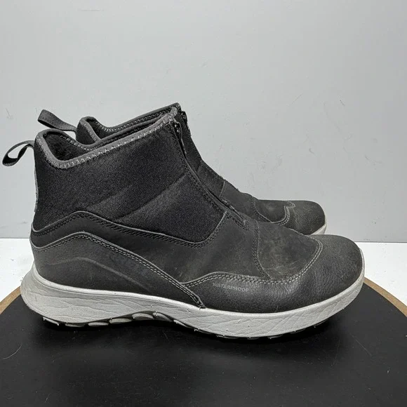 Merrell Boots Mens Size 10 Black Zip Ankle Cloud Zip Polar Waterproof Winter