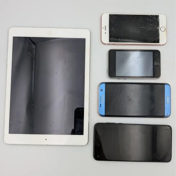 Apple iPad iPhone iPod Samsung Motorola Lot 5pc Parts Repair Account Locked