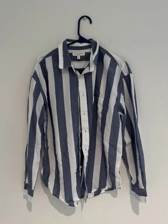 Banana Republic Blue/White Stripped Linen Long Sleeve Shirt Size Small Like New