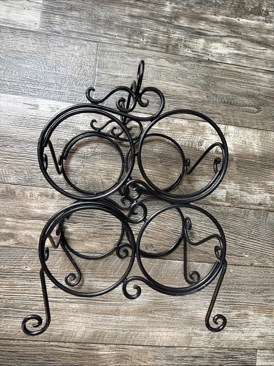 Decorative Black Metal Wall Wine Shelf - 4-Bottle Scroll Design