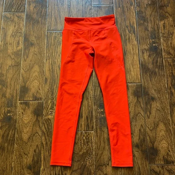 Old Navy Powersoft leggings, size girls large