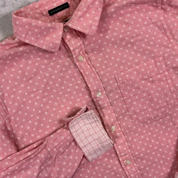 Banana Republic Mens Shirt Sz M Pink Geometric Untucked Fit Cotton Button Down‎