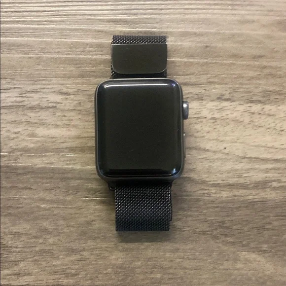 Apple Watch Series 3 42mm with original silicon band