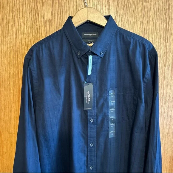 Banana Republic‎ Shirt Mens XL Blue Check Slim Untucked Fit Lightweight Cotton
