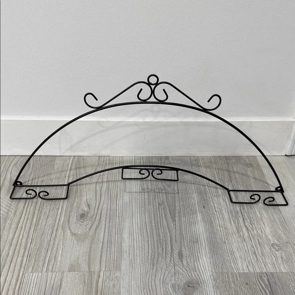 Vintage Elegant Black Metal Wall Table Decor Plate Pictures Books Holder