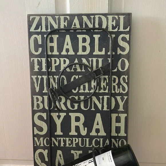 Wall 3 wine bottles vintage wall logo green rare wood rack