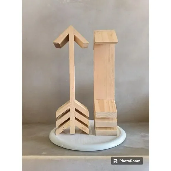 NWOT ArtMinds Creative Twist wall shelf 2 each
