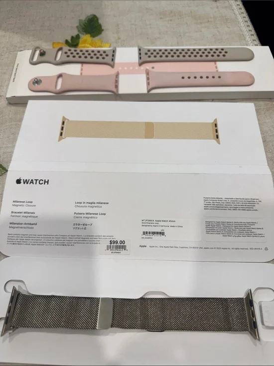 Bundle of 4 Apple Watch 44MM s/m bands