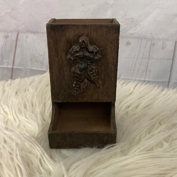 Vintage Wooden Match Safe Country Kitchen Lodge Cabin Decor