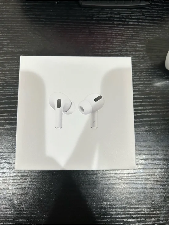 Apple White AirPods Pro Wireless Earbuds gen 2 . Final price no offers