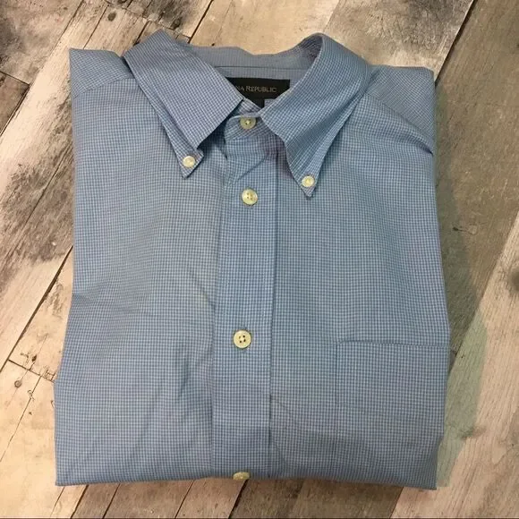Banana republic long sleeve button down shirt L