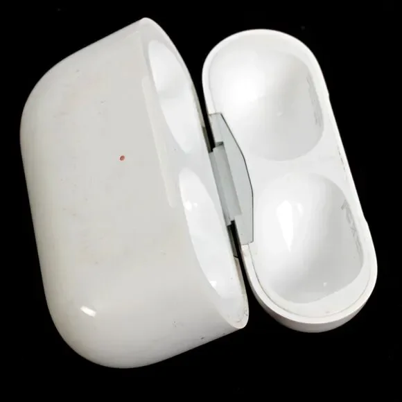 Original Apple AirPods Pro Wireless CHARGING CASE ONLY 1st Gen A2190