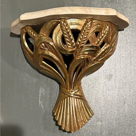 Vintage Syroco Elegant Gold Wall Sconce