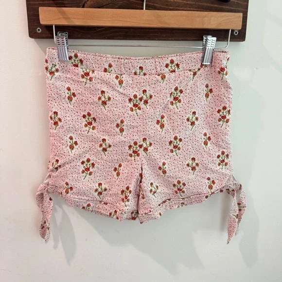 Minnow Girls Red Floral Side Tie Shorts Size 11/12 Cream Cotton Rayon Blend