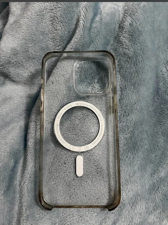 Apple Clear MagSafe iPhone 15 Pro Max Case