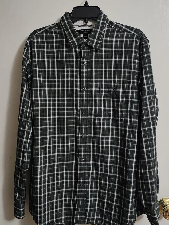 Banana Republic Olive and White Plaid Men's Button-Down Shirt