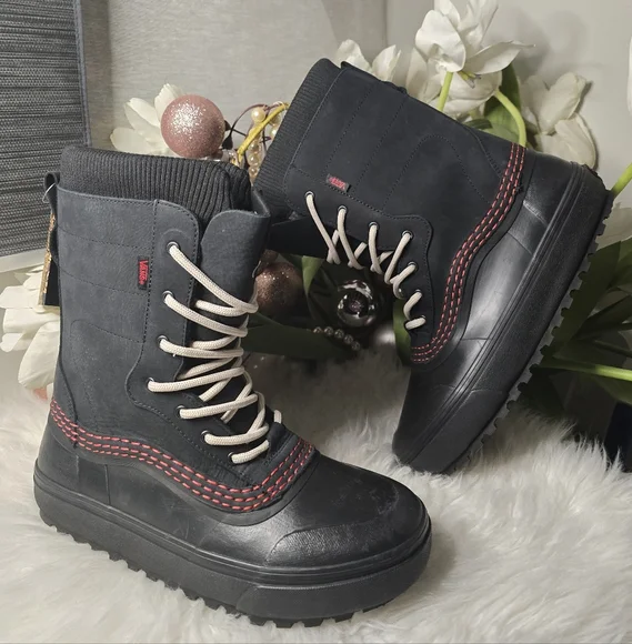 Vans STANDARD ZIP SNOW MTE 2024 mans boot size8.5 color:Parker