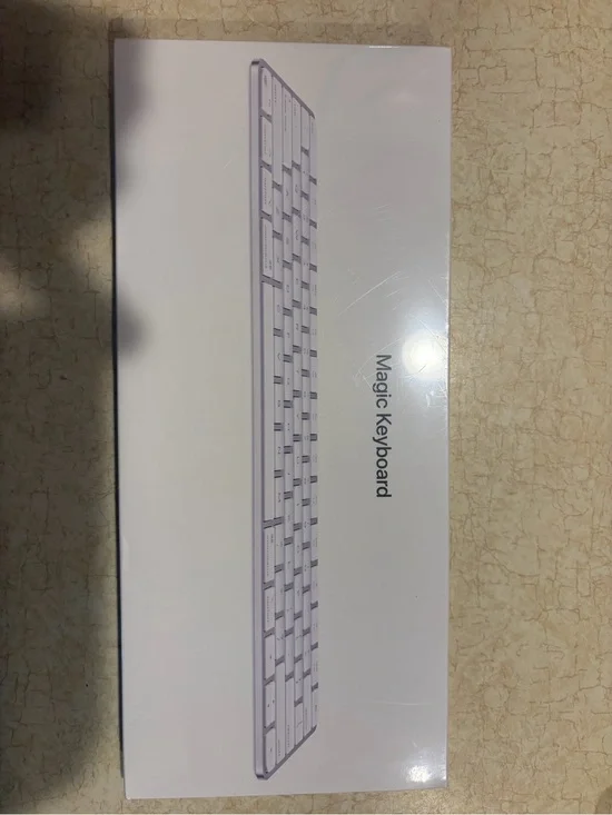 Apple Magic Keyboard — White