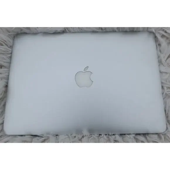 Clean Apple MacBook Air 13” i5 128GB SSD Fully Reset & Working