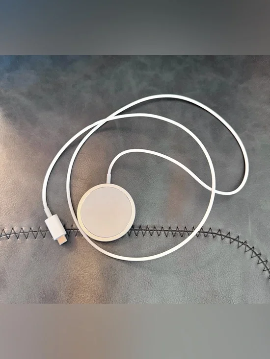Apple MagSafe Charger