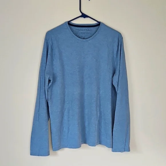Banana Republic Mens Chambray Blue Long Sleeve Tee Large