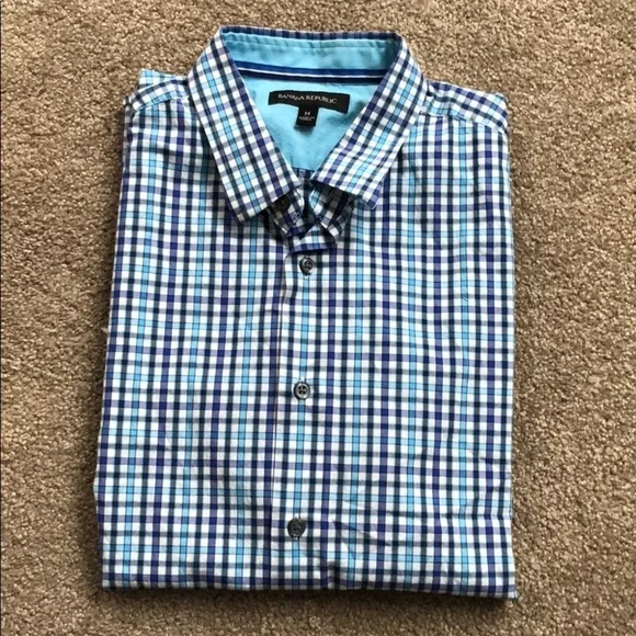 Banana Republic Men’s SS button down