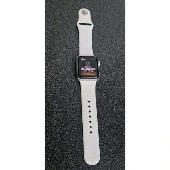 Apple Watch Series 3 38mm‎ White Band Silver