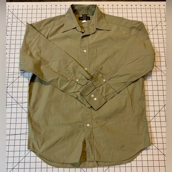 Banana Republic Men’s Size‎ Medium Casual Button Down Shirt