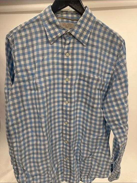 Banana Republic Linen Blue and White Gingham Button-Down Shirt