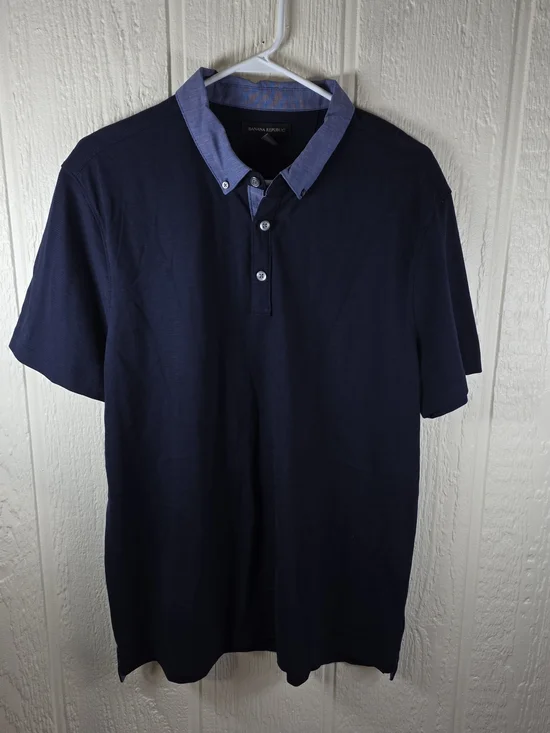 Men's Banana Republic Navy Polo with Light Blue Contrast Collar, Size XL