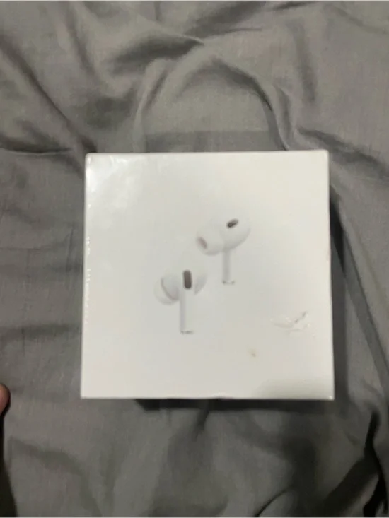 Apple Airpods pro 2 Wireless In-Ear Earbuds with Silicone Tips