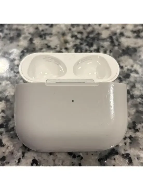Genuine Apple AirPods 3rd Gen Charging Case ONLY A2897 OEM Tested & Working