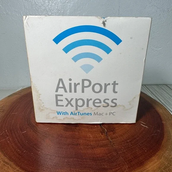 Apple A1084 240V Ethernet‎ USB Wi-Fi Access Airport Express Base Station 2004