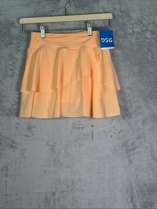 NWT New DSG Coral Performance Mid-Rise Skort Size Girls Large (14)