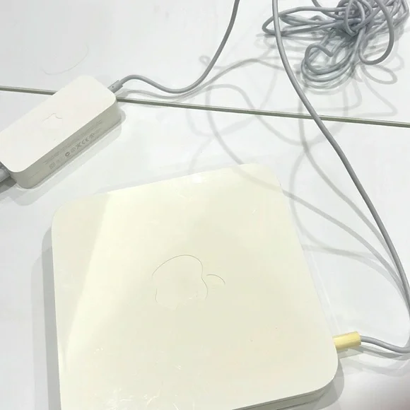 Apple Aiport Extreme model A1354