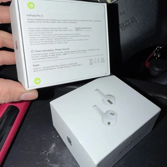 Apple AirPods Pro 3 with ANC New