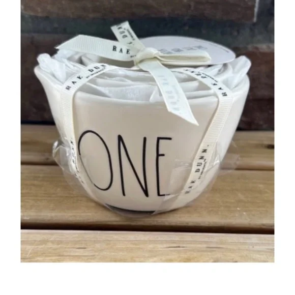 NEW Rae Dunn by Magenta Nesting Set of 4 Measuring Cups - Cream with Black 'Font