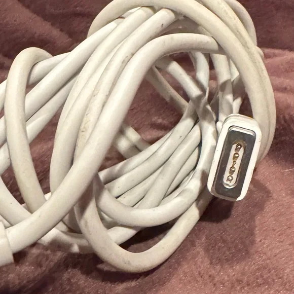 Apple MagSafe Charger for Laptop